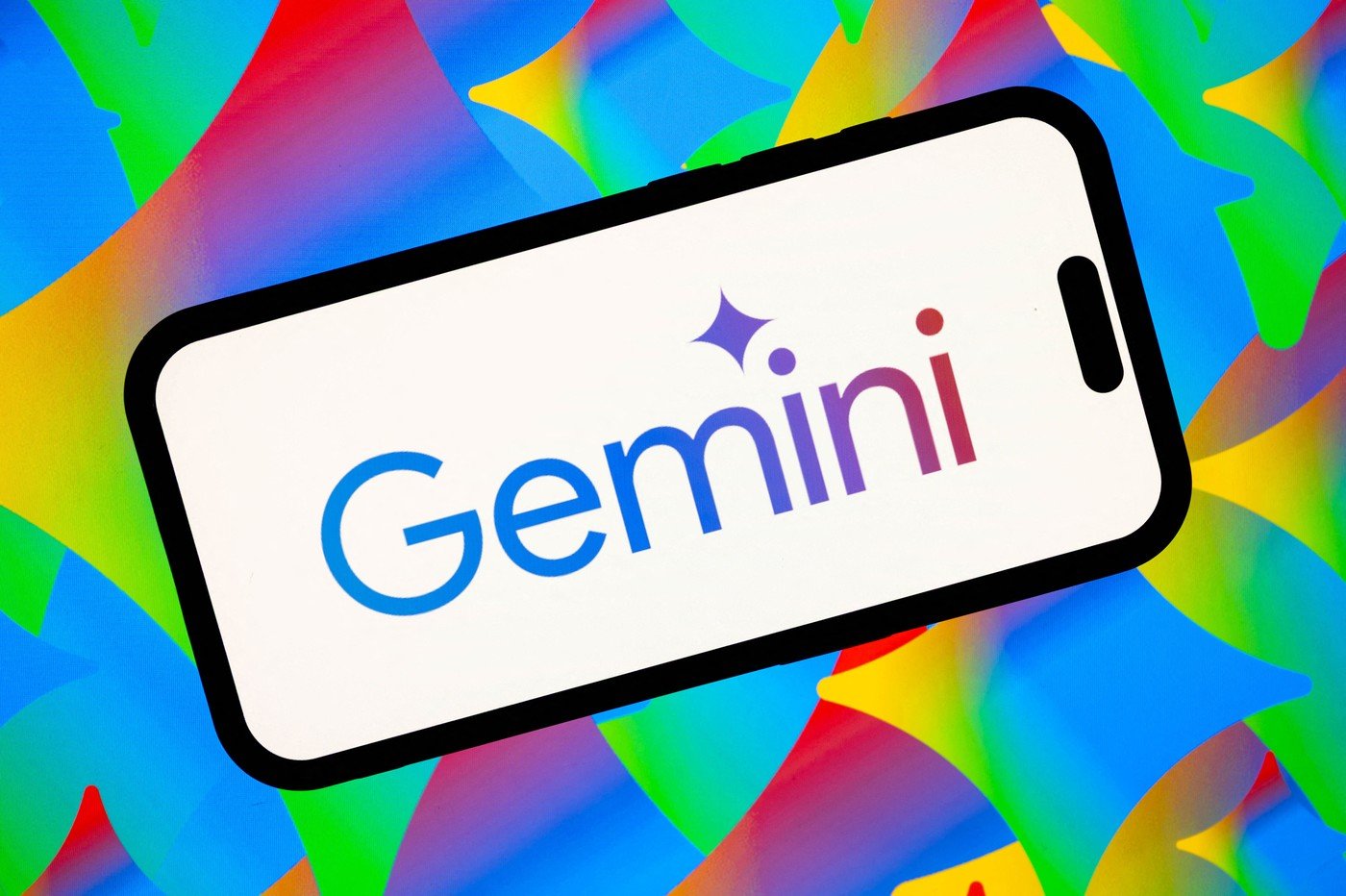 Ce se întâmplă când lași Gemini din Google Maps să-ți organizeze ziua? Dacă te-ai gândit vreodată că un asistent virtual ar putea să-ți planifice ziua mai eficient decât ai face-o singur, atunci această experiență ar putea să te surprindă plăcut
