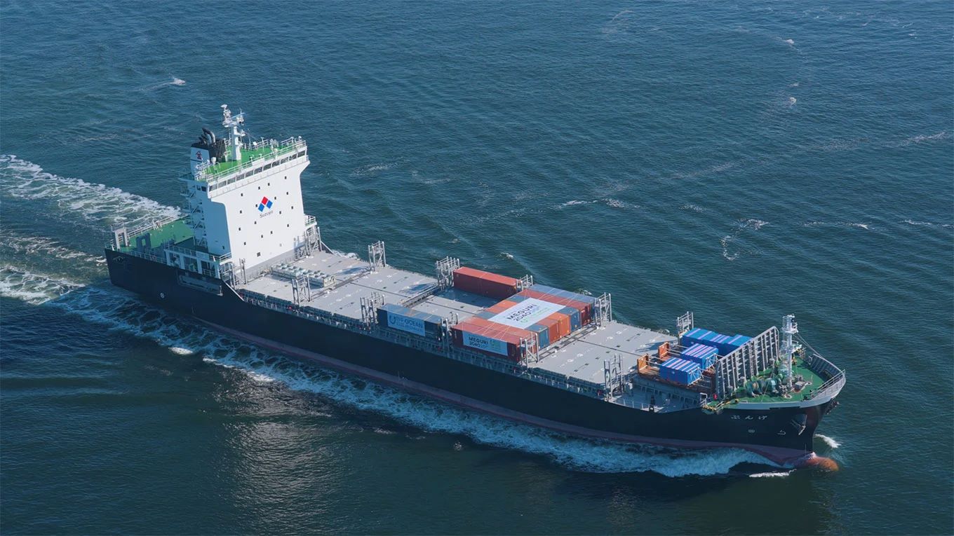 Japonia dă lovitura: Primul cargo autonom din lume a plecat la drum