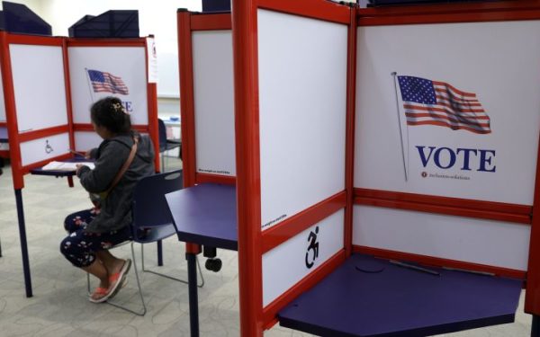 Virginia: Democrații pot câștiga 4 locuri în Congres, arată proiecțiile CNN