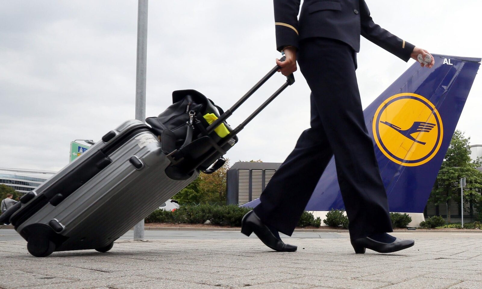 Lufthansa: Piloții anunță o nouă grevă, haos în zborurile din și spre Germania