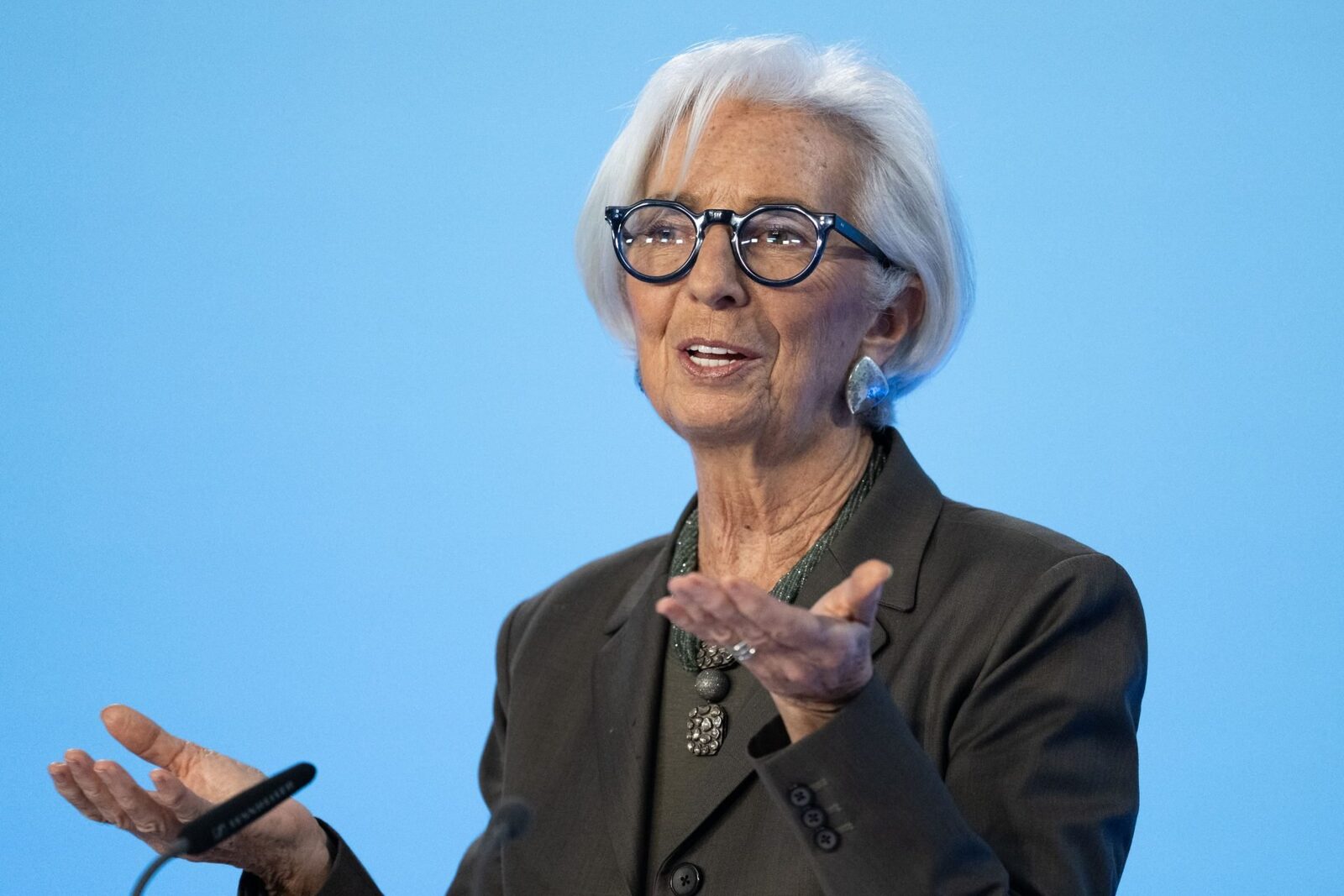 Războiul din Iran lovește Europei: efecte mai mari decât anticipa BCE, avertizează Lagarde
