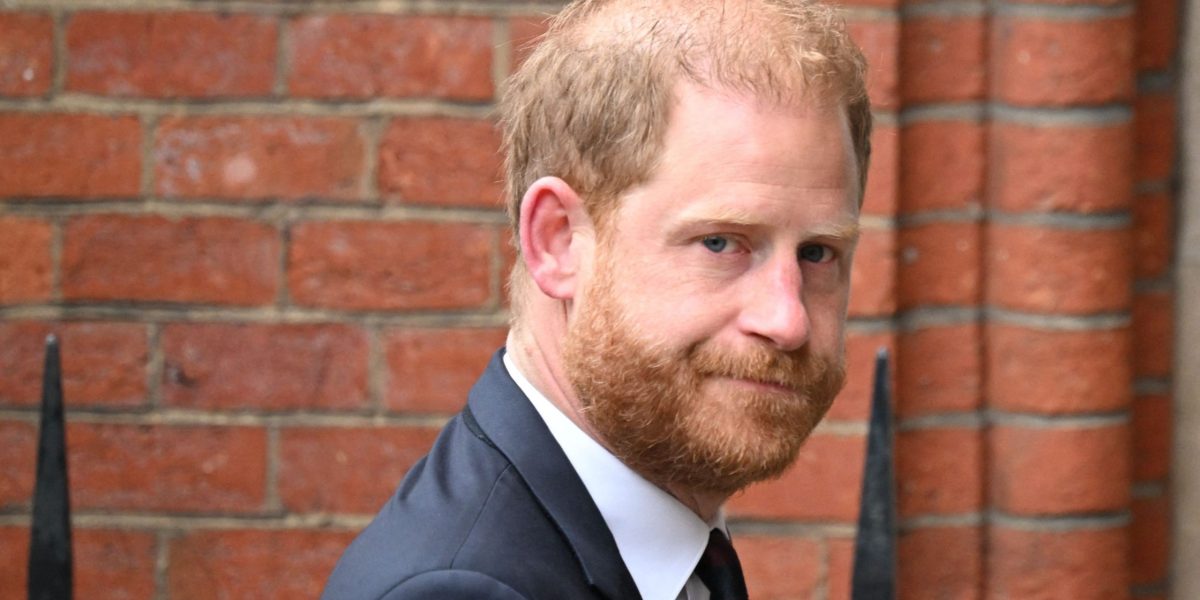 Prințul Harry, dat în judecată de fosta organizație caritabilă