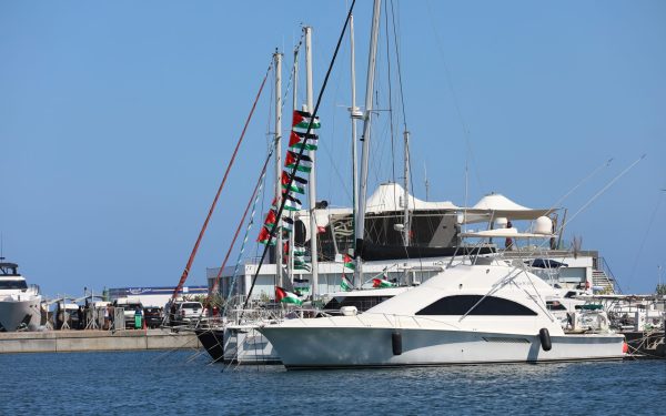 Flotila de ajutor pentru Gaza sfidează Israelul: Blocada, pe cale să fie spartă