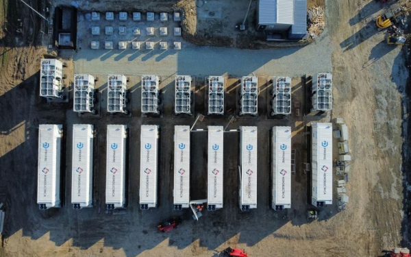 Hidroelectrica bagă mare: Baterii de stocare de 2.000 MWh, gata în câteva luni