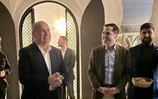 Bolojan, replică savuroasă după ce PSD cere demisia: „Când te înjură, e o binecuvântare”