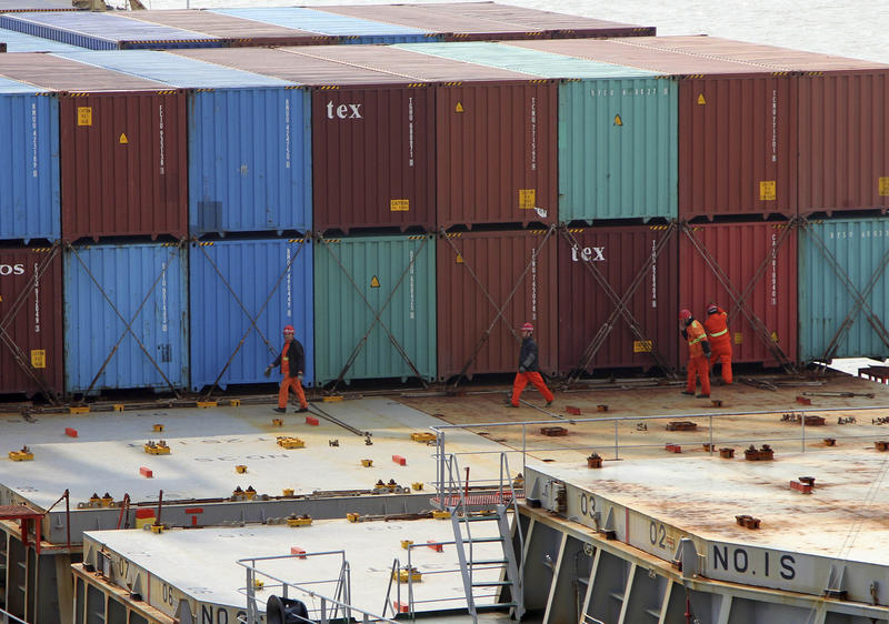 Crește vertiginos deficitul UE cu China: ce importuri au explodat anul trecut