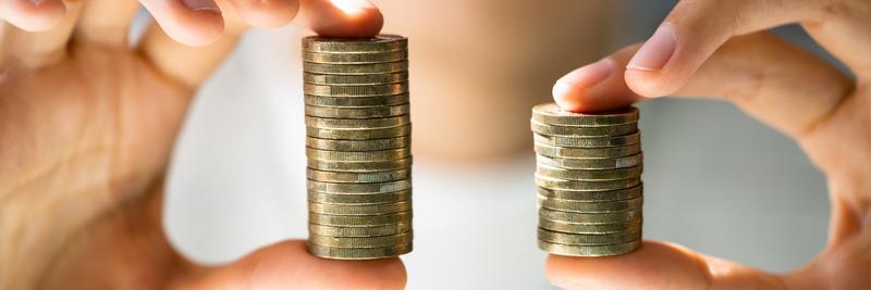 Salariile cresc, dar coșul de cumpărături se subțiază dramatic în România