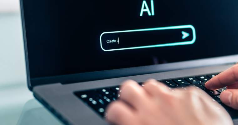 Andrei Vasile și Mihai Vădan, pionieri ai industriei de health tech din România, au anunțat recent investiția în Fameloop AI, o platformă de inteligență artificială destinată domeniului sănătății, precum și lansarea unei noi platforme digitale