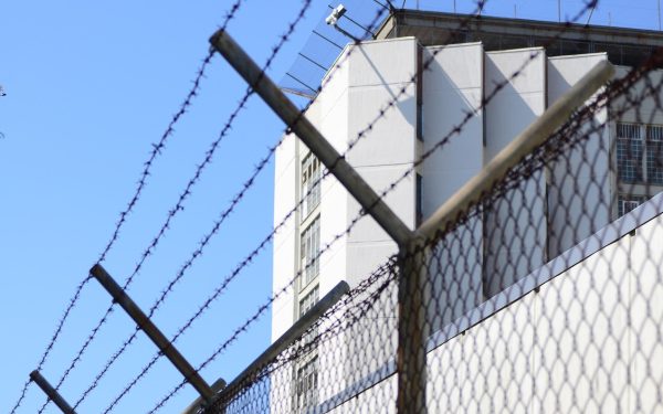 Învierea la Rahova: Slujbă specială pentru deținuți