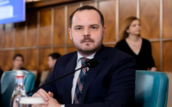 Rogobete la Washington: Negocieri cruciale cu Pfizer pentru datoria de 600 milioane euro