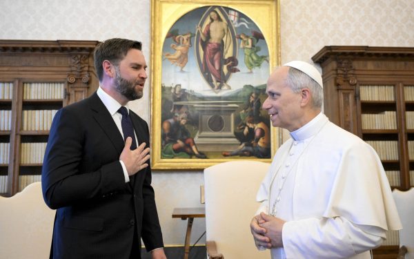 JD Vance, lecții de teologie pentru Papa Leon: „Ai grijă ce spui!” (VIDEO)