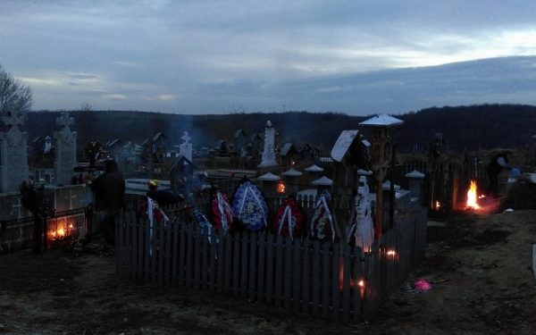 Obiceiuri unice de Paște: Joimari în Oltenia, Prăgșorul în Țara Moților și țuru în Sibiu