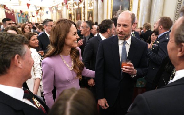 Kate Middleton uimește: Bijuteria Reginei Elisabeta, scoasă din umbră, dezvăluie un mesaj
