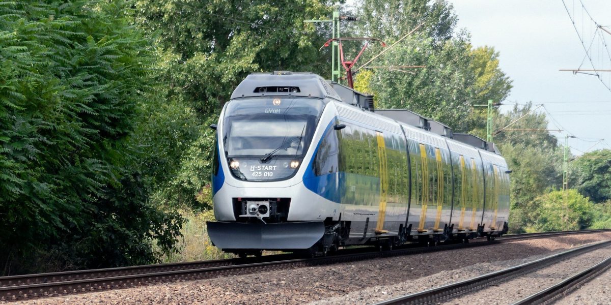 Trenuri cu hidrogen: Rute București-Otopeni și Pitești, contractul, după licitații anulate