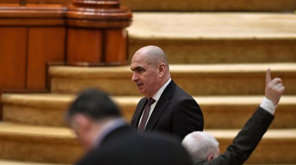 Bolojan ripostează dur la criticile PSD privind listarea companiilor la bursă