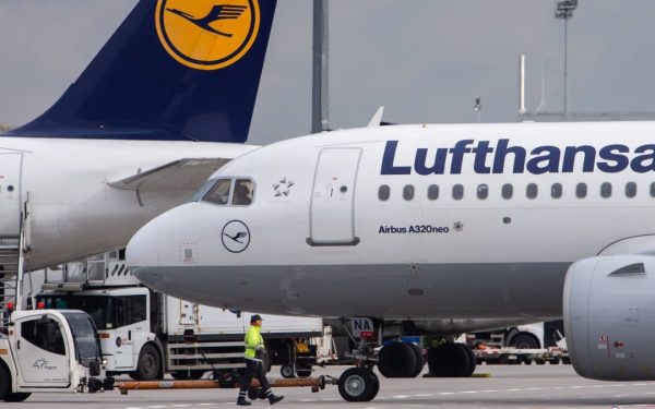 Grevă Lufthansa, coșmarul românilor: Paște ratat, curse aeriane blocate!