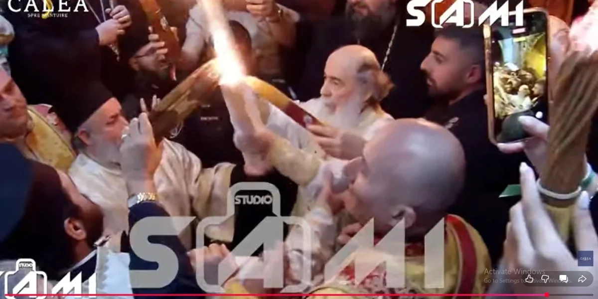 Lumina Sfântă, aprinsă la Ierusalim: Un simbol de speranță, în ciuda războiului