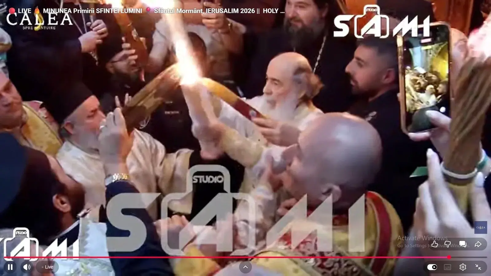 Lumina Sfântă, aprinsă la Ierusalim: Un simbol de speranță, în ciuda războiului