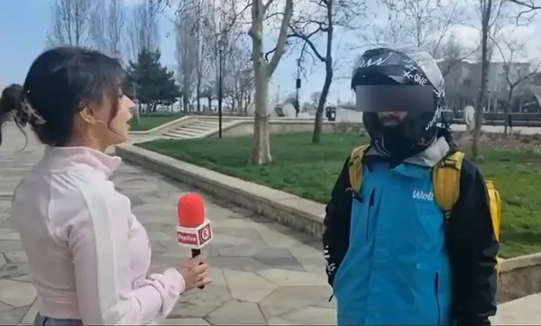 Câștiguri URIAȘE pentru livratorii Glovo: Suma lunară bate salariul multor români