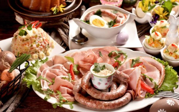 Oboseala de Paște: De ce te simți sleit după masa copioasă și cât durează