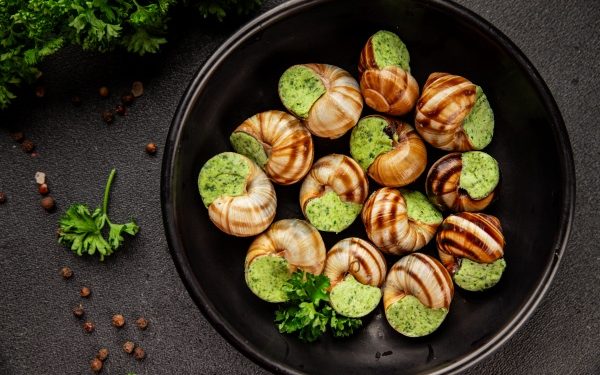 Bărbat cu pielea și ochii verzi, un caz medical BIZAR. Alimentul-șoc