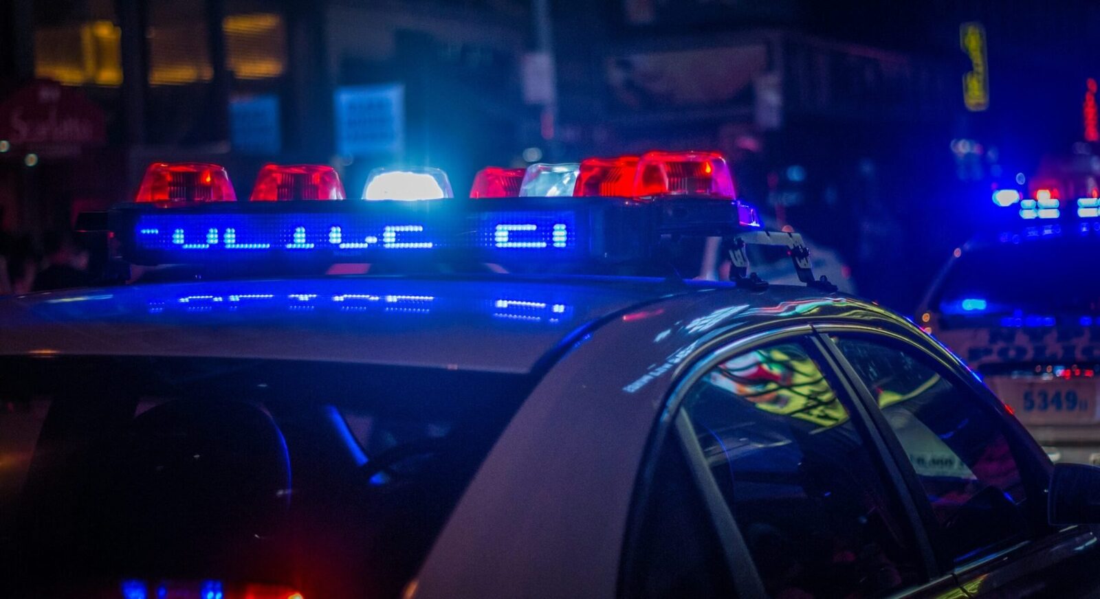 Escroci români, prinși la Viena: Vânzari frauduloase la București