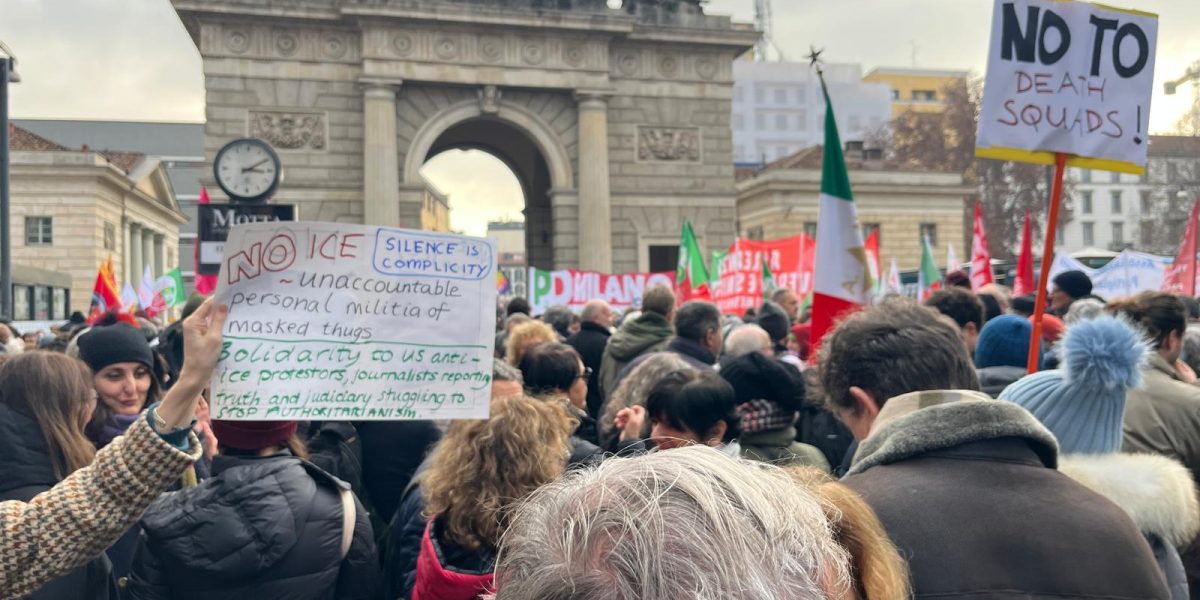 Naționaliștii europeni protestează la Milano față de migranți și „regulile UE”