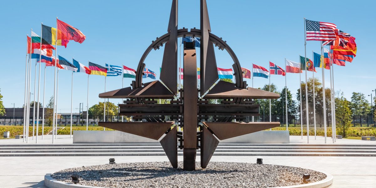 România, promovată la NATO: Firmele tech țintesc contracte de miliarde