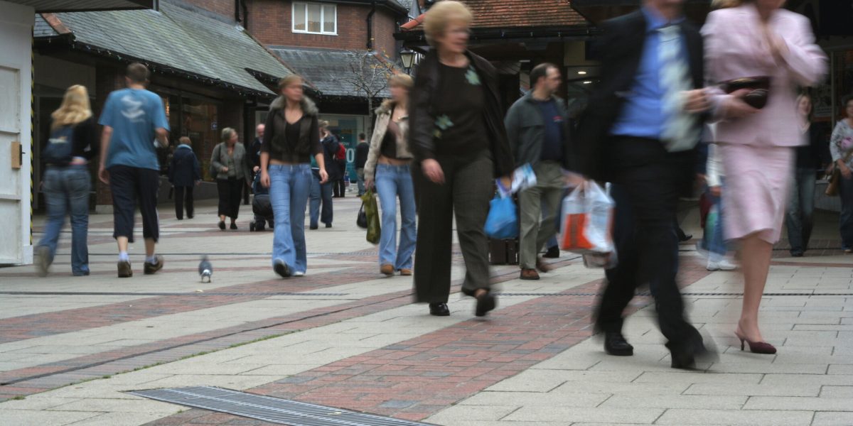 Decese duble față de nașteri în România: Scăderea populației continuă în februarie