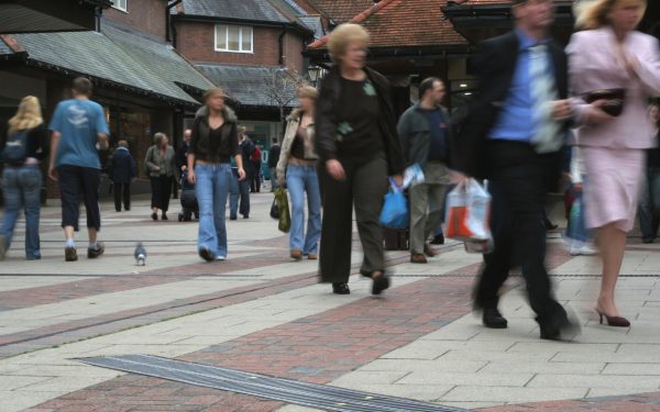 Decese duble față de nașteri în România: Scăderea populației continuă în februarie