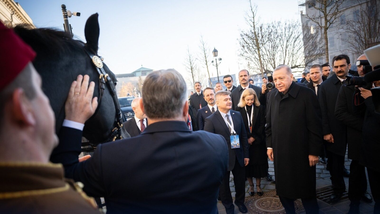 Magyar, cu Erdoğan la Budapesta: Ce cadou a primit Orban în 2023