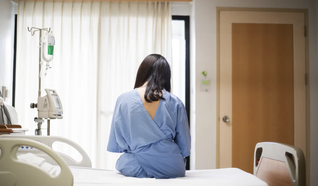 Recuperarea rapidă după operații: Cum te salvează mersul de zilele de spitalizare