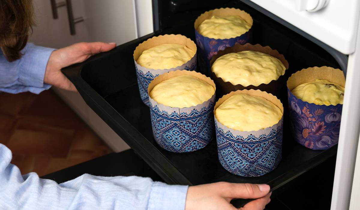 Cât trebuie să stea pasca la cuptor? Secretul temperaturii perfecte