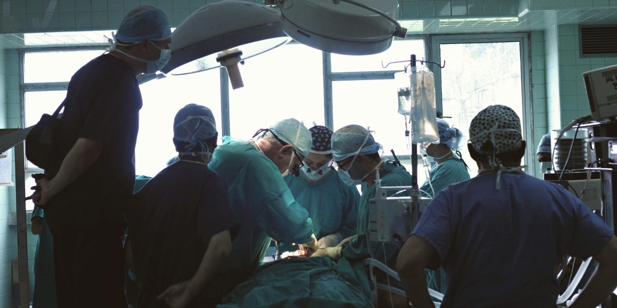 Pacienți evacuați din Ucraina: UE coordonează cea mai amplă operațiune medicală