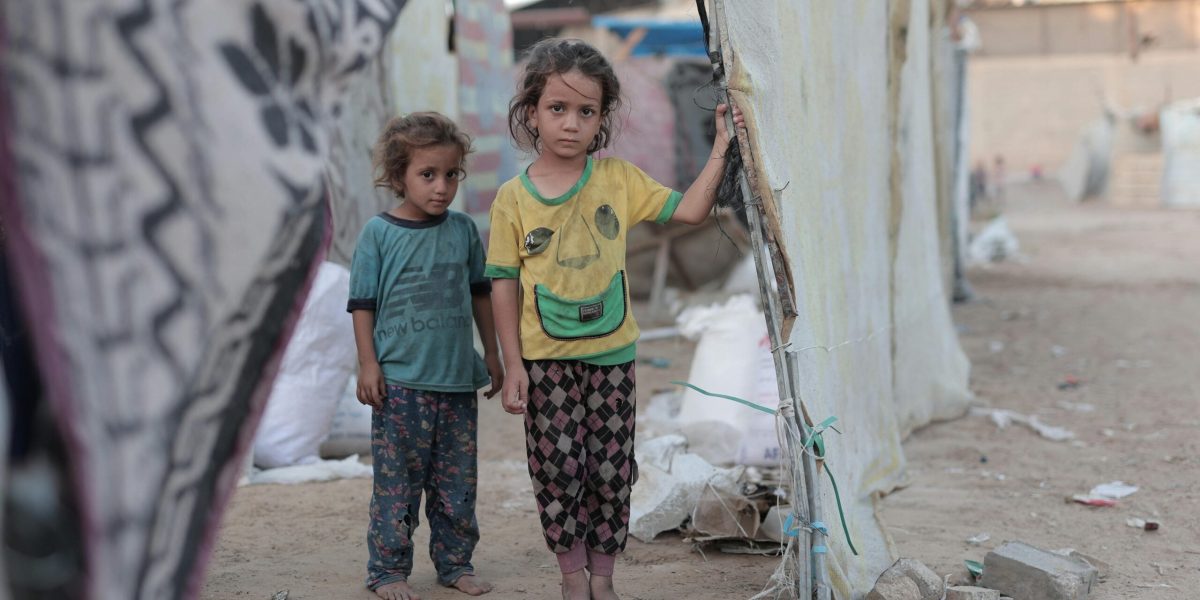 Războiul din Iran: Milioane de oameni, aruncați în sărăcie lucie