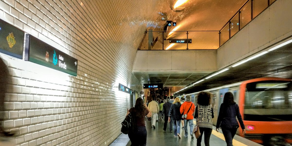 Comisia Europeană, undă verde pentru metroul din Lisabona: Are condiții dure