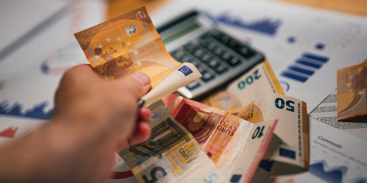 Pietele financiare din UE, pericol în 2026: Avertismentul Autorității Europene