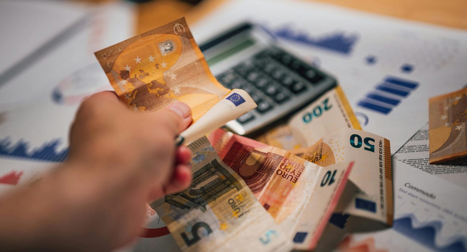 Pietele financiare din UE, pericol în 2026: Avertismentul Autorității Europene