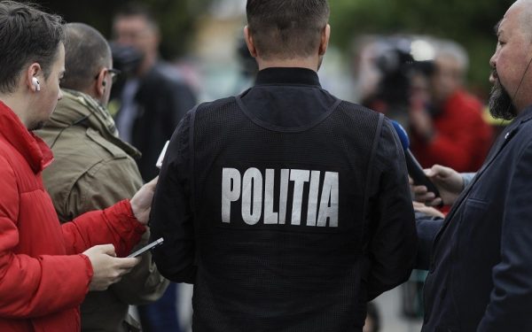 Profanare la cimitirul evreiesc din Reghin: Poliția a deschis dosar penal