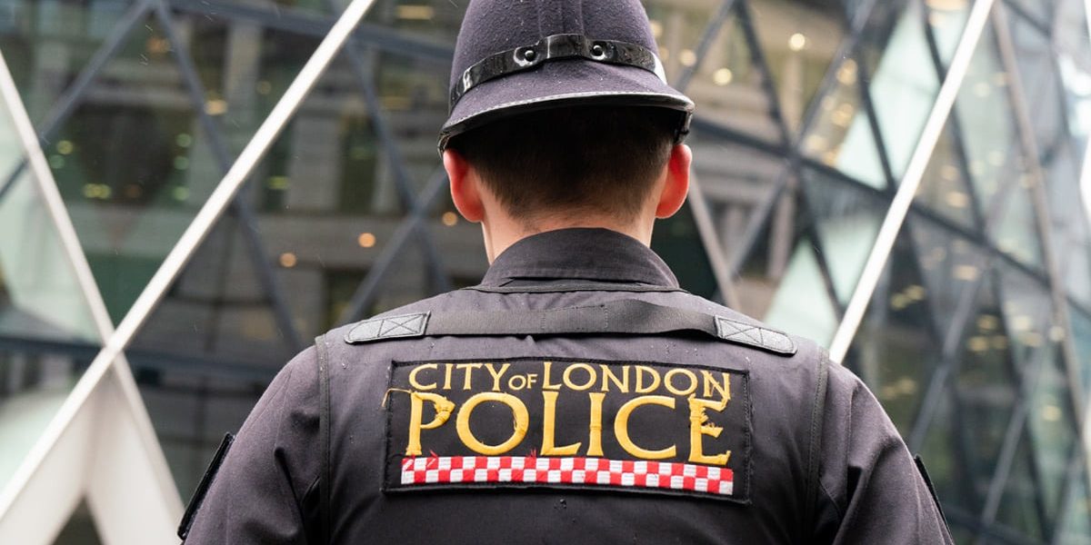 Trei britanici, acuzați de tentativă de incendiere a Iran International în Londra