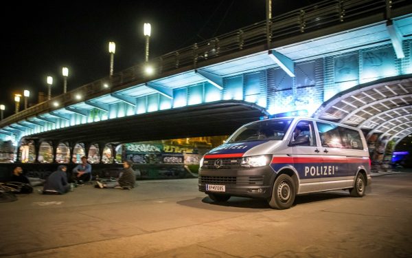 Austria: Suspect în cazul otravirii mâncării pentru copii HiPP. Ancheta se extinde în Cehia și Slovacia