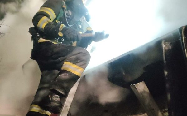 Incendiu devastator la Galați: Pompierii au găsit o victimă, luptă contracronometru