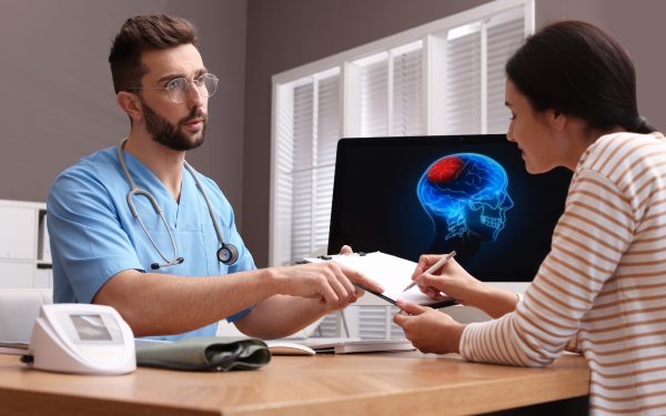 Generația multitasking: Facultate, job și doctor, totul planificat din timp