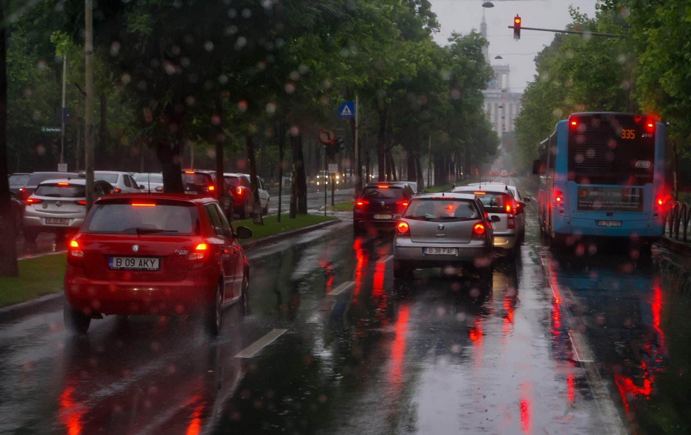 Două alerte meteo emise pentru București de meteorologi