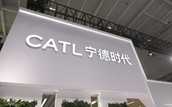 CATL uimește: Baterii auto electrice cu încărcare fulger și autonomie record
