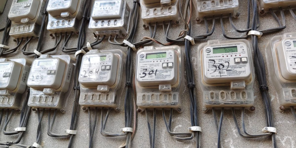 Țară COLOS intră în criză: Oprire de curent, două ore zilnic, din cauza energeticii