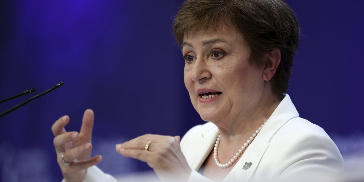 FMI trage semnale de alarmă: România, în vizorul Fondului. 7 puncte-cheie