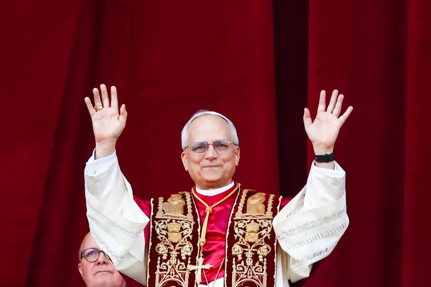 Credincioșii catolici din întreaga lume au marcat, în acest an, sărbătoarea Paștelui alături de Papa Leon al XIV-lea, fiind primul an de la începutul pontificatului când Papa Francisc nu a condus ceremoniale pascale