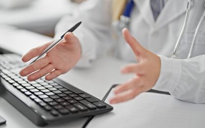 Concediul medical poate fi considerat la vechimea în muncă. Situații concrete care influențează calculul pensiei