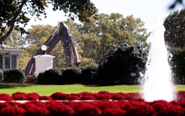 Trump, verde la construcția sălii de bal. Lucrările continuă, spune instanța